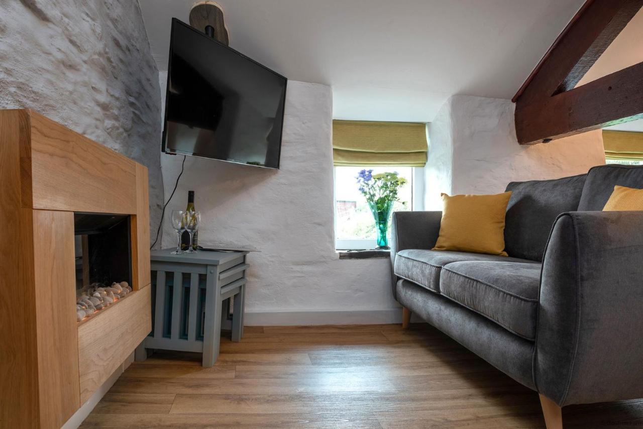 Dog Friendly Cottage, Geufron Farm Near Tywyn Bryn-crug Dış mekan fotoğraf